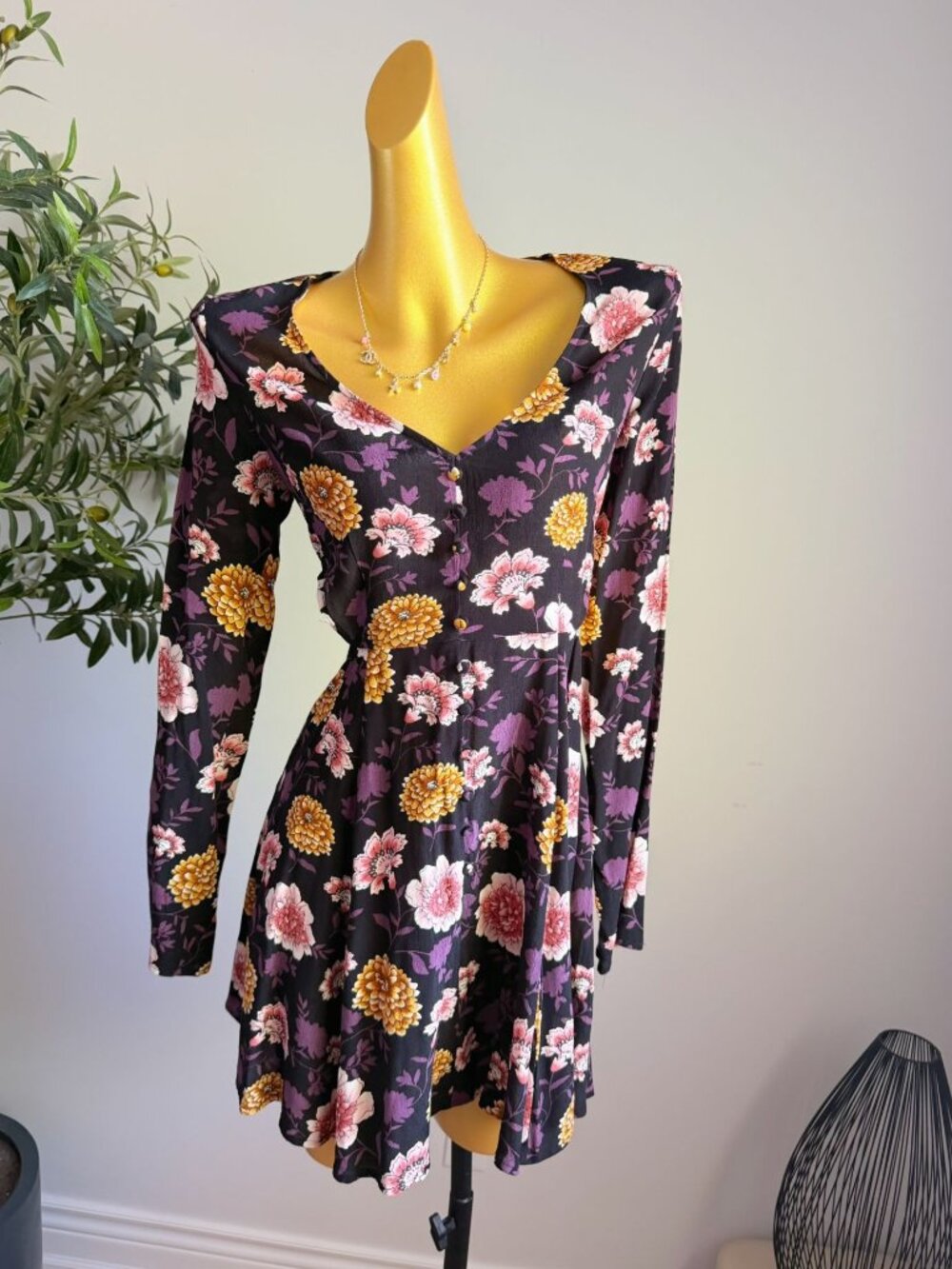 Forever 21 Black Floral Cutout Mini Dress S